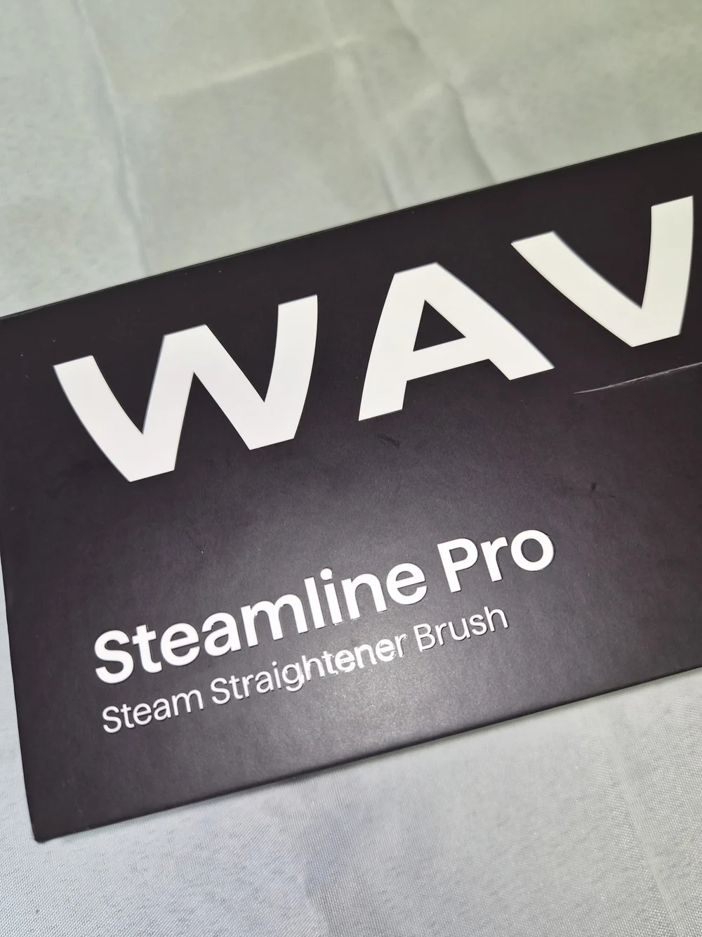 WAVYTALK Steamline Pro Steam Straightening Brush - Black